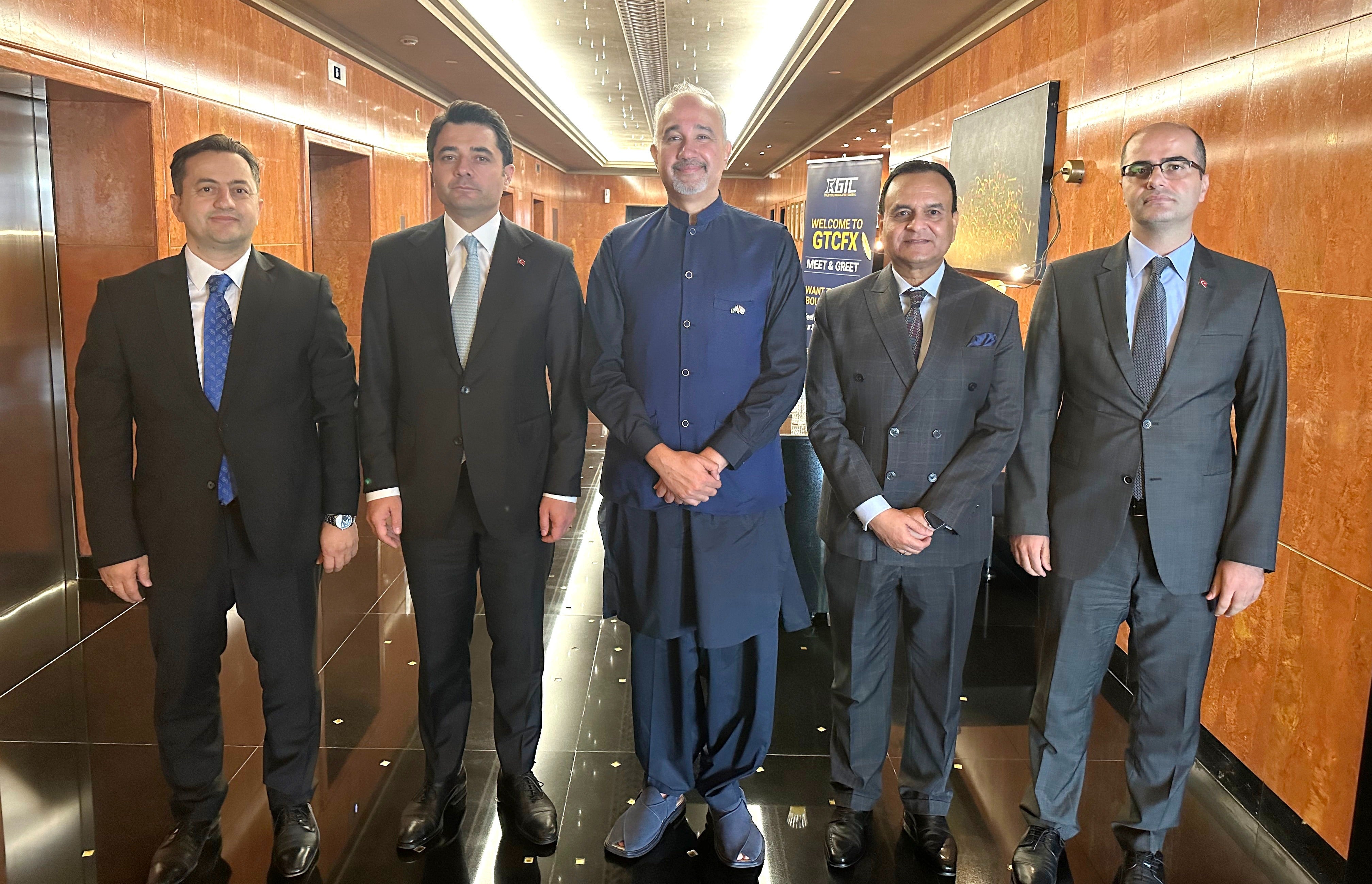 CEO Clubs Lunch Meeting